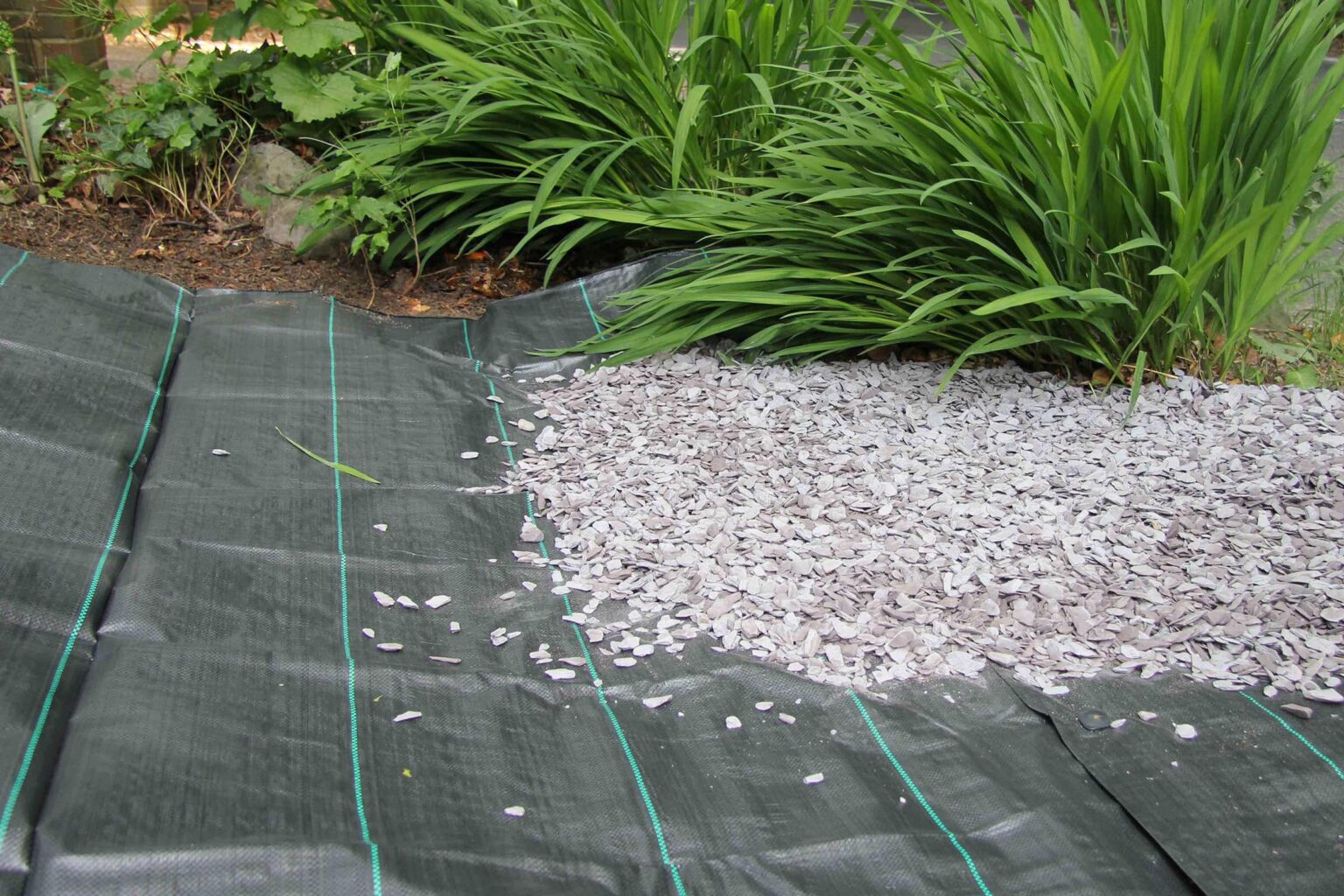 Protukorovna folija za hortikulturu i poljoprivredu (AGROTEXTIL) Drijen